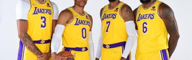 开云足球官网-战太阳前夜湖人再增伤兵，韦少融入慢沃格尔揽责任